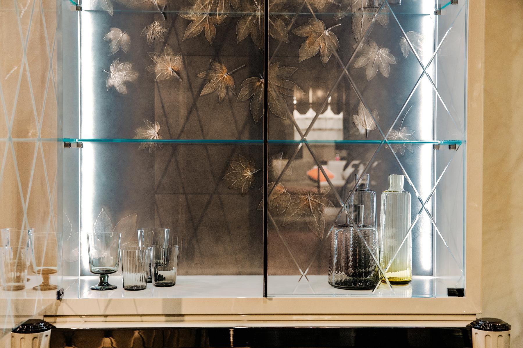 Multi-layer wood display cabinet with integrated lighting | Kimberly by Bruno Zampa