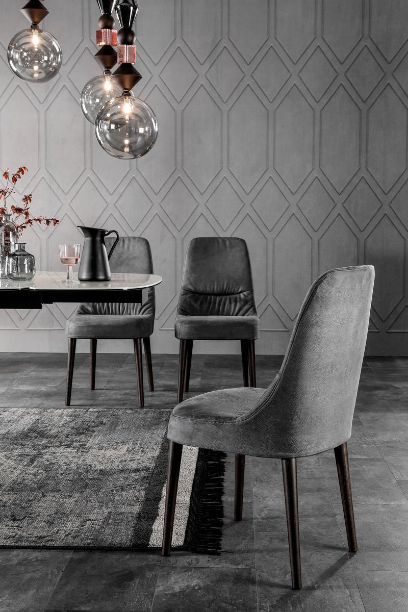 Upholstered chair | Juliette by Tonin Casa