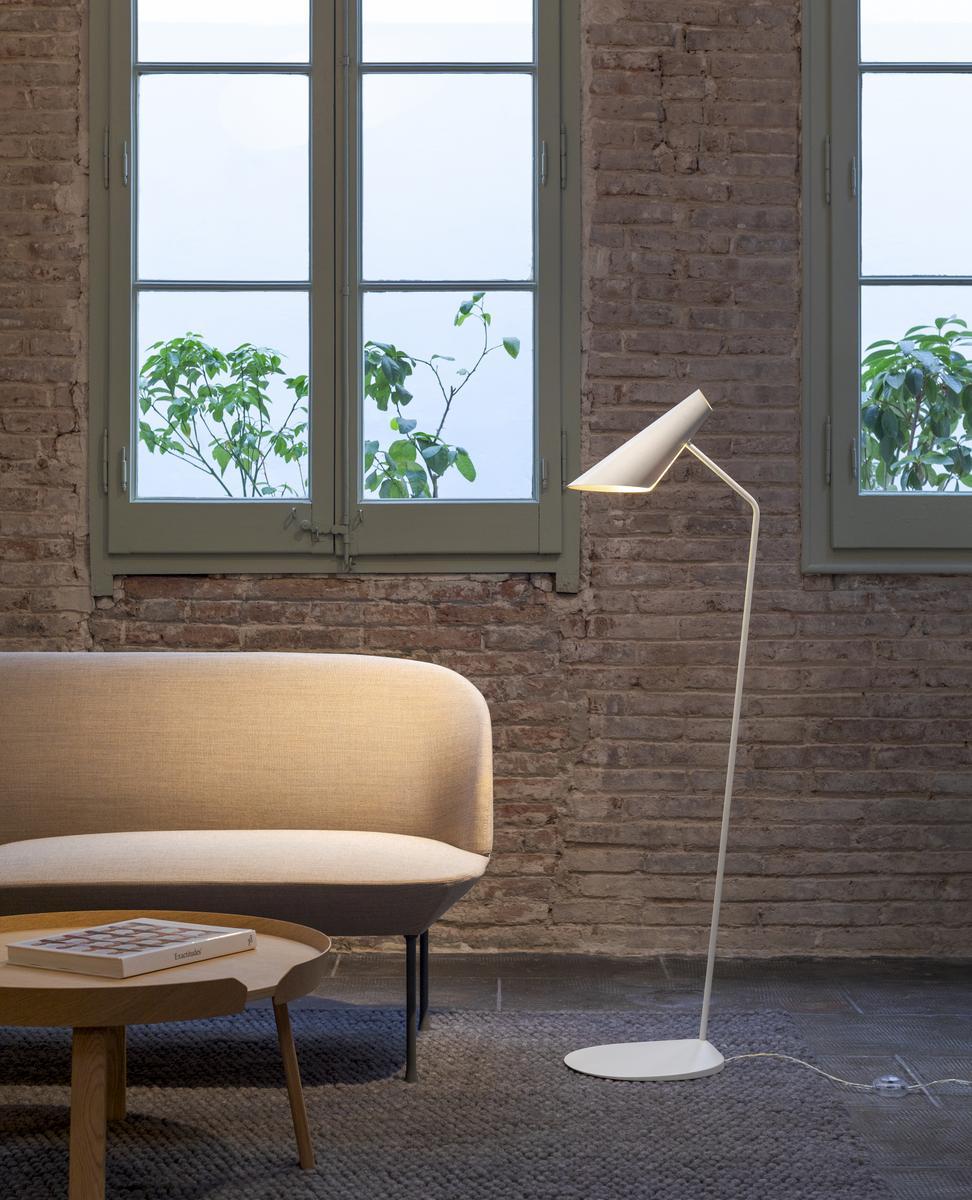 Polycarbonate floor lamp | I.cono 0712 by Vibia