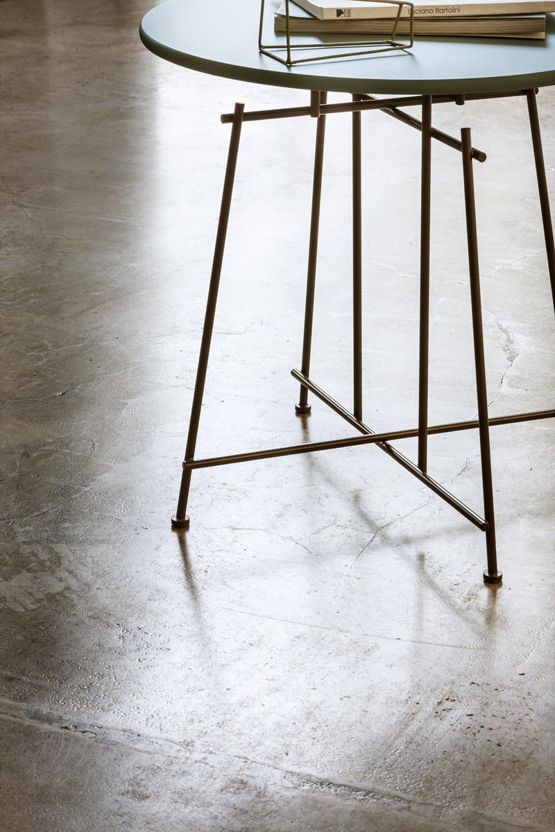 Oval wooden coffee table | Mr. Zheng by Lema