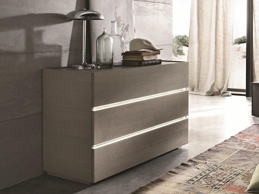 Wooden chest of drawers with integrated handles | Replay by Tomasella