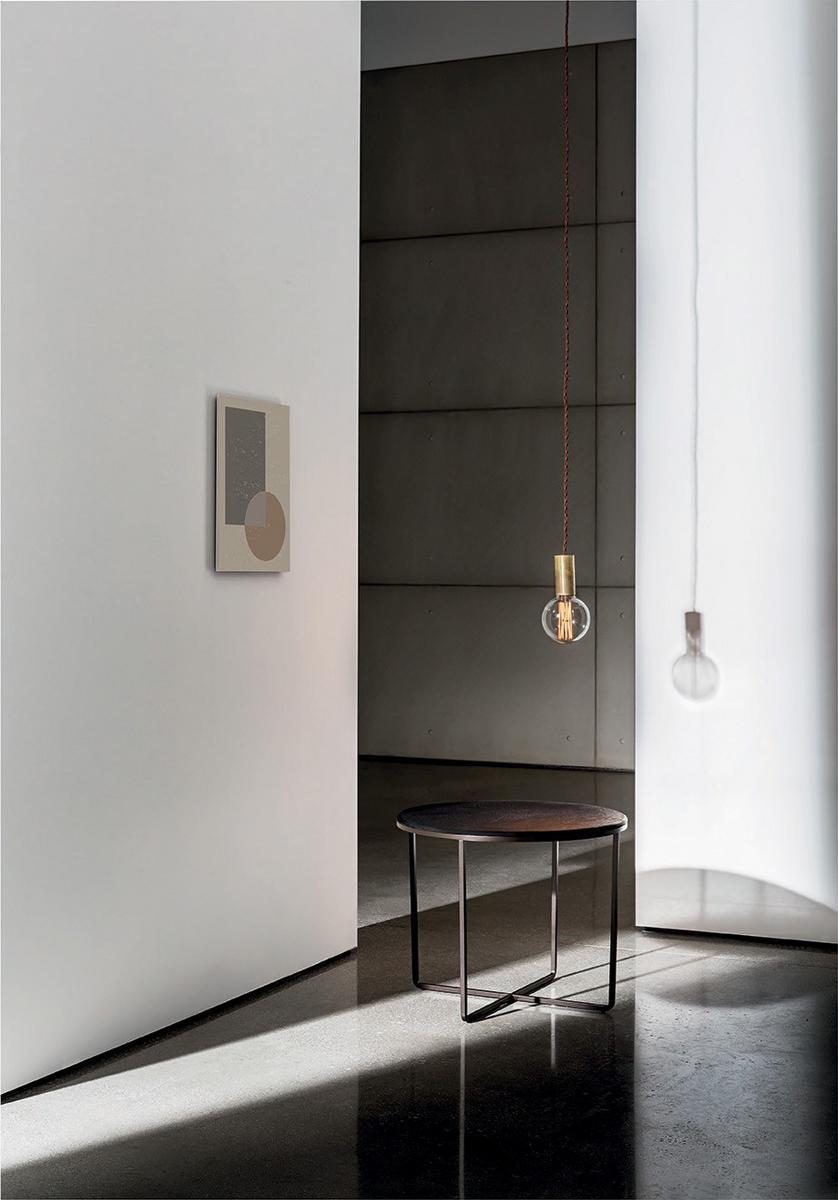 Round glass coffee table | Piktor by Sovet