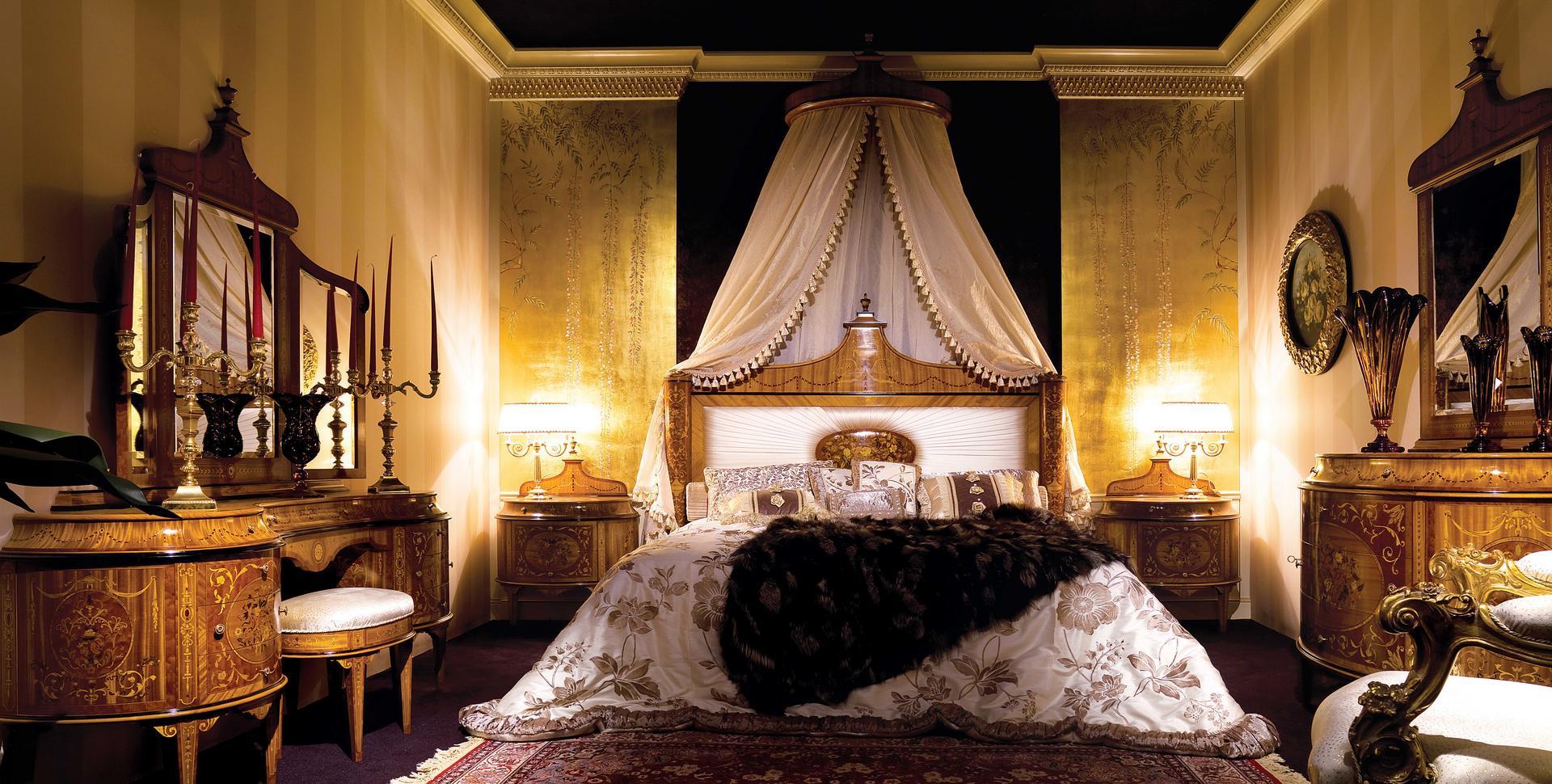 Rounded cherry wood bedside table with drawers | Stile Maggiolini by Ezio Bellotti