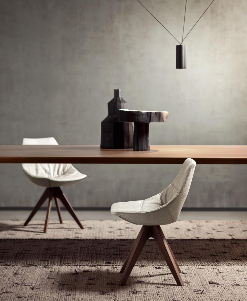 Upholstered fabric chair with wooden legs | Gamma by Pianca