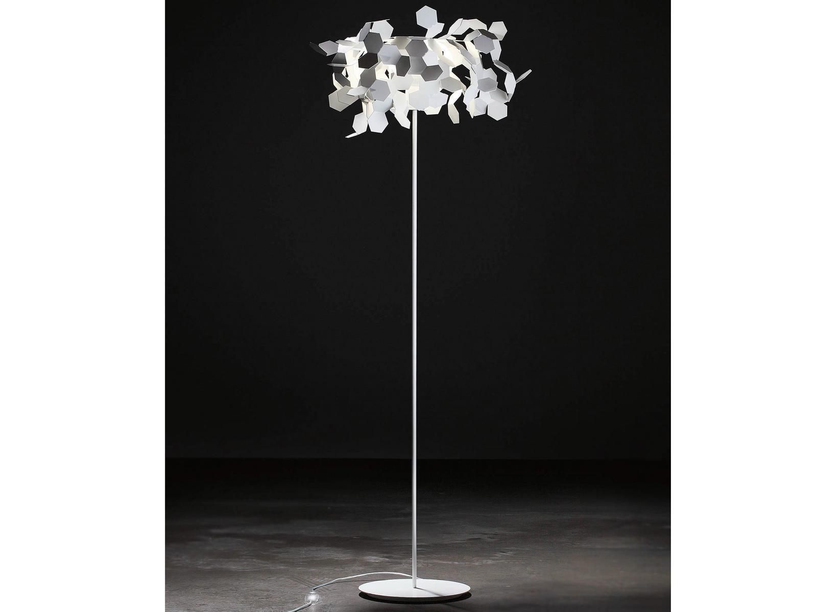 Direct light aluminium floor lamp | Andromeda by Zava