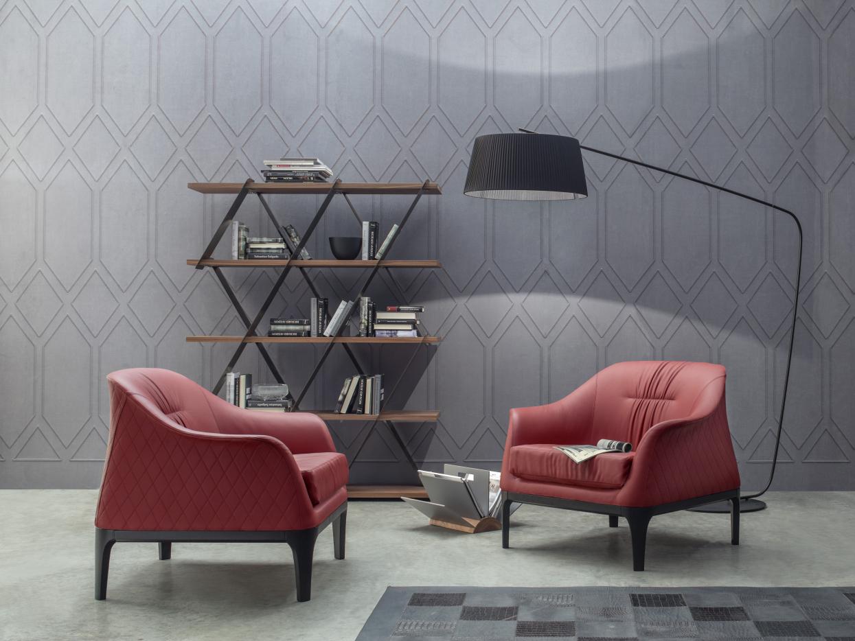 Upholstered leather armchair with armrests | Tiffany by Tonin Casa