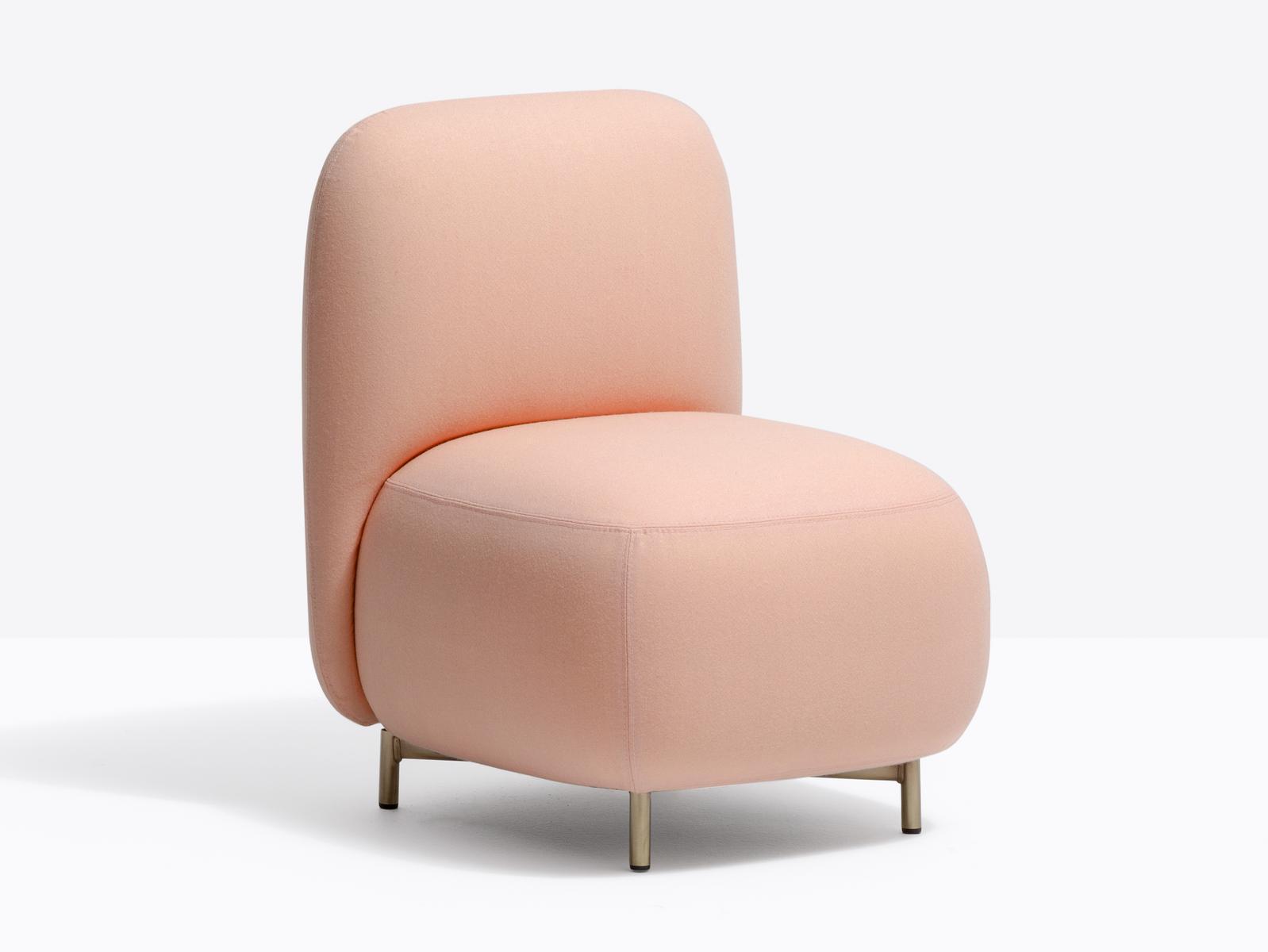Upholstered fabric guest chair | Buddy 210s by Pedrali