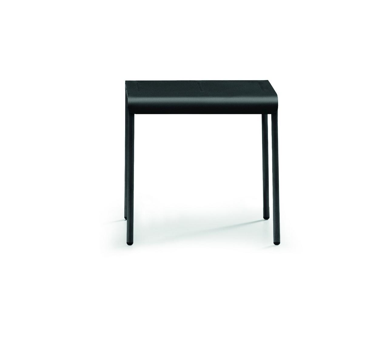 Rectangular steel garden side table | Ola by Midj