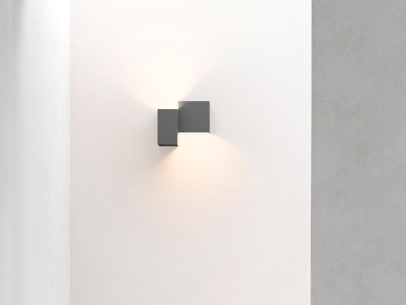 LED direct-indirect light aluminium wall light | Structural by Vibia