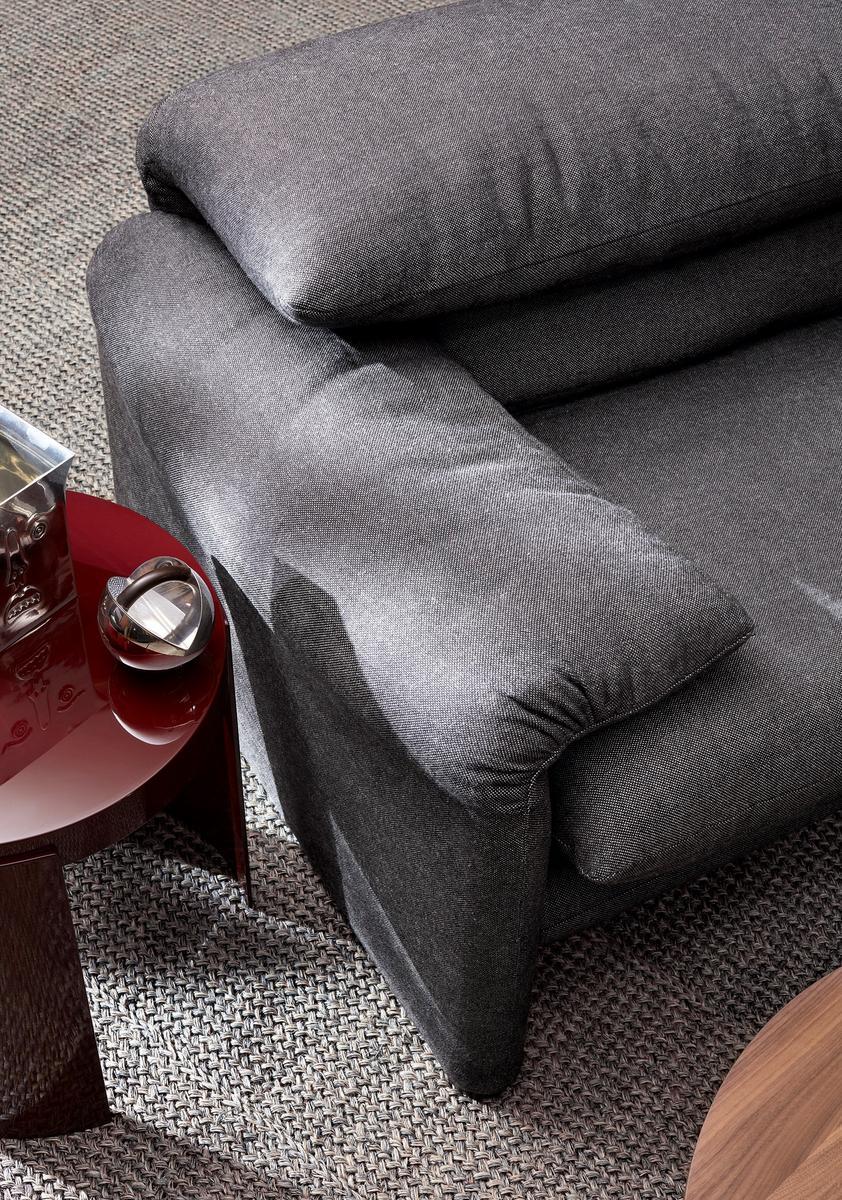 3 seater fabric sofa | 675 Maralunga Maxi / 40 Maxi by Cassina