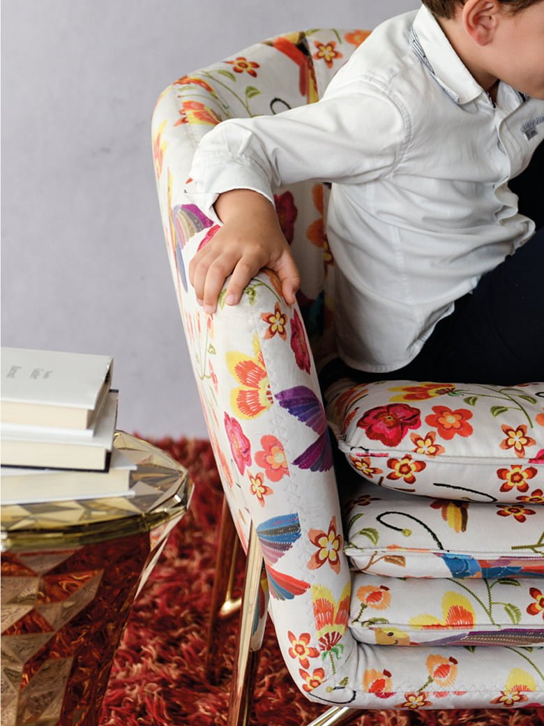 Elegant Mater Familias armchair with a layered seat offers enchanting comfort and a unique, sophisticated design suitable for family use. | Mater Familias by Calia Italia