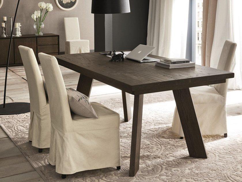 Extending oak dining table | Parigi + Street by Altacorte