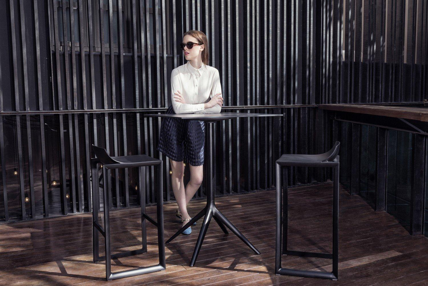 High polypropylene garden stool | Wall Street by Vondom