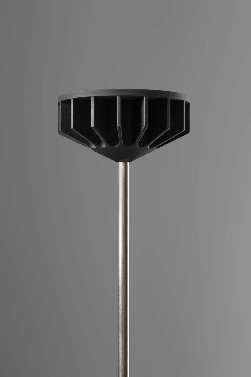 LED height-adjustable floor lamp | Naked by Olev