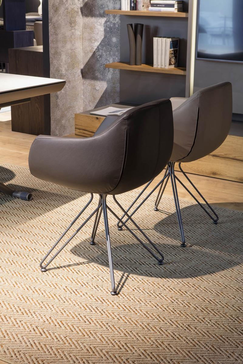 Upholstered chair with armrests | Carol by Ozzio Italia