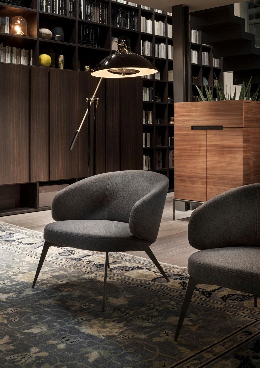 Upholstered easy chair with armrests | Bice by Lema