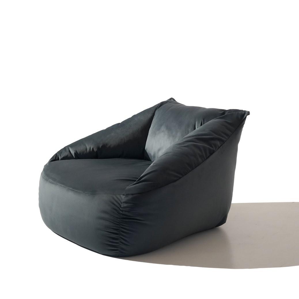 Fabric bean bag with armrests | Botero by Mantellassi 1926