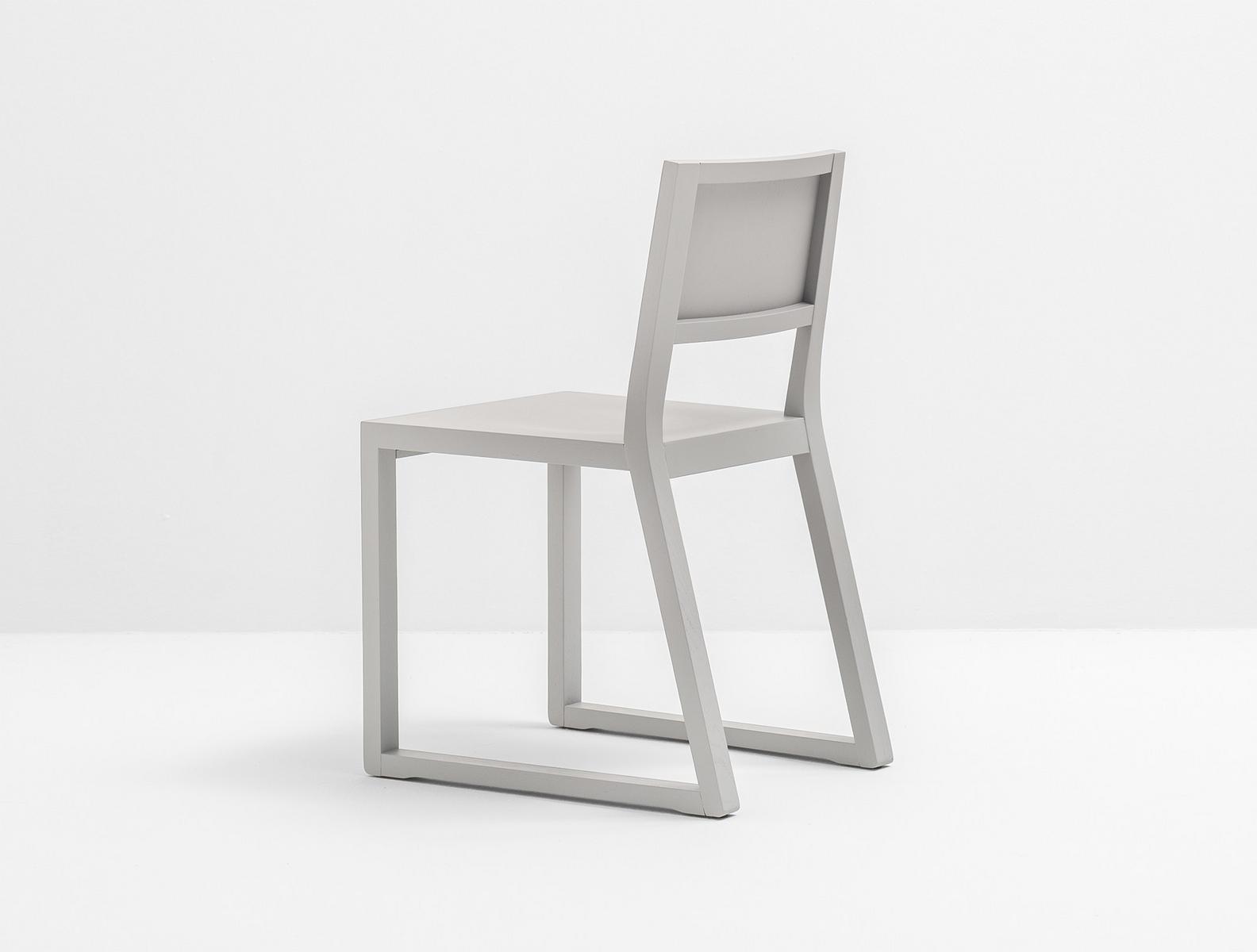 Sled base solid wood chair | Feel 450 by Pedrali