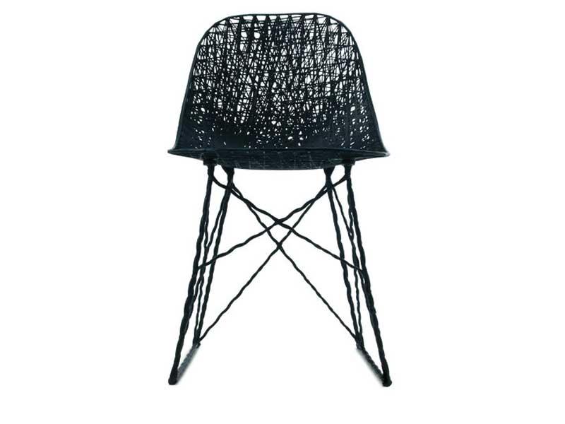 Sled base carbon fibre chair | Carbon Chair by Moooi
