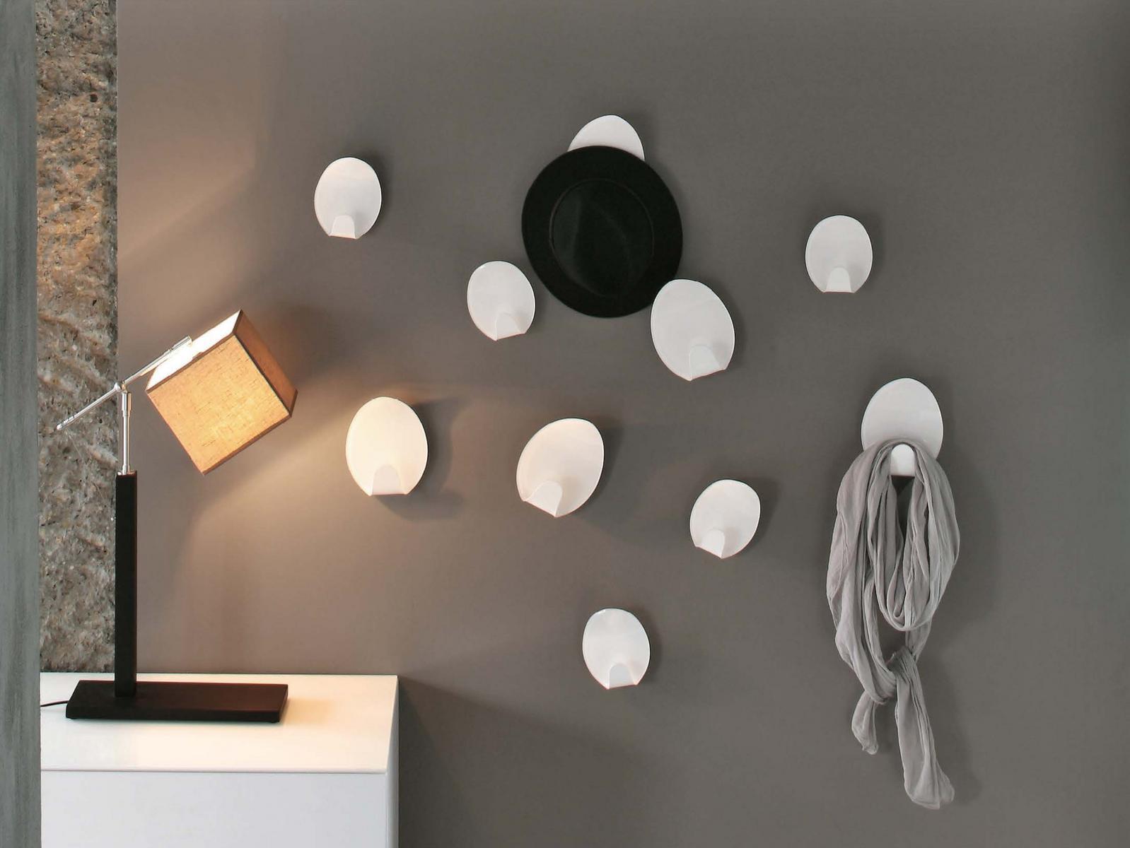 Wall-mounted methacrylate coat rack | Ivy by Tonin Casa