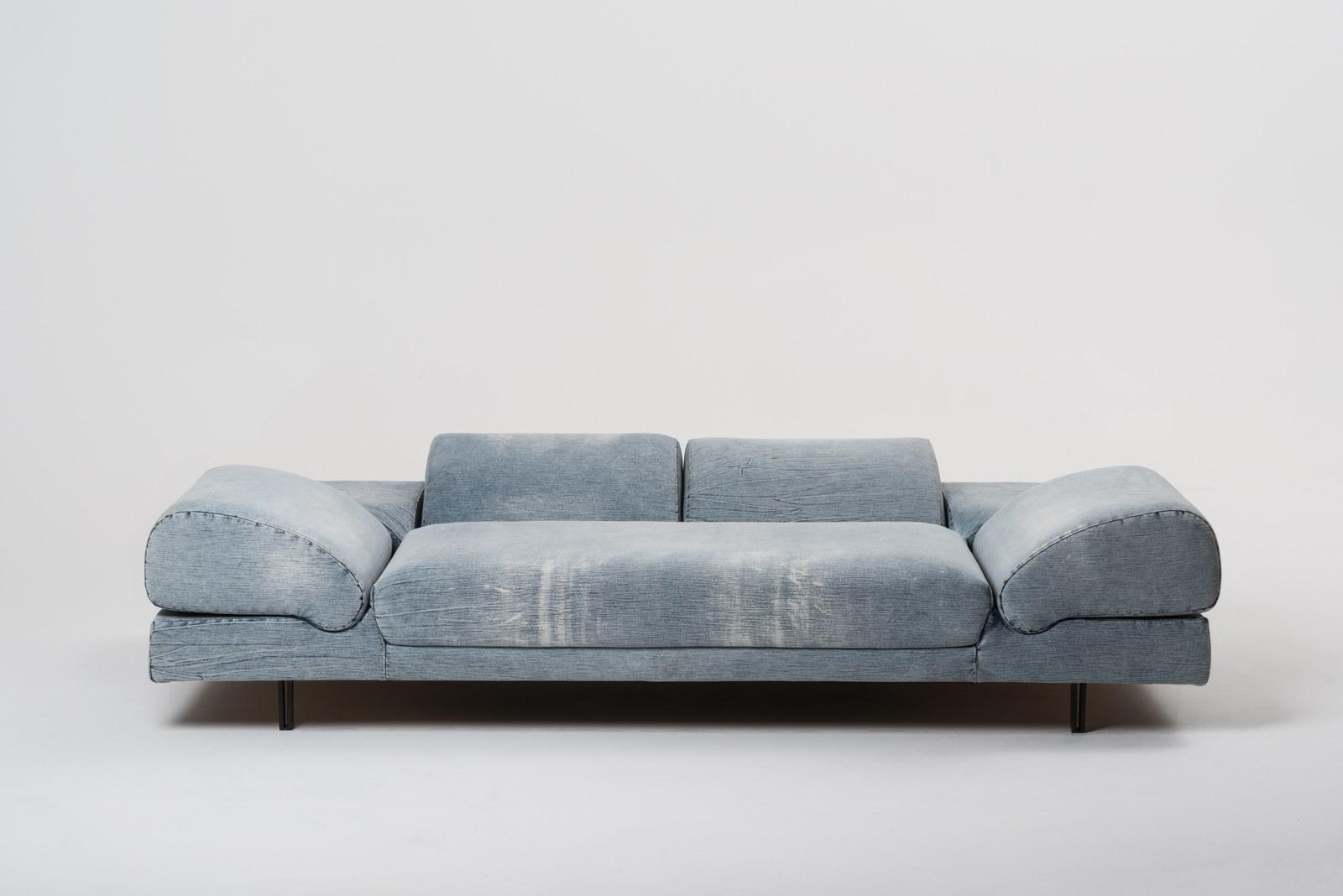 Convertible 3 seater denim fabric sofa | Rocco by Mantellassi 1926