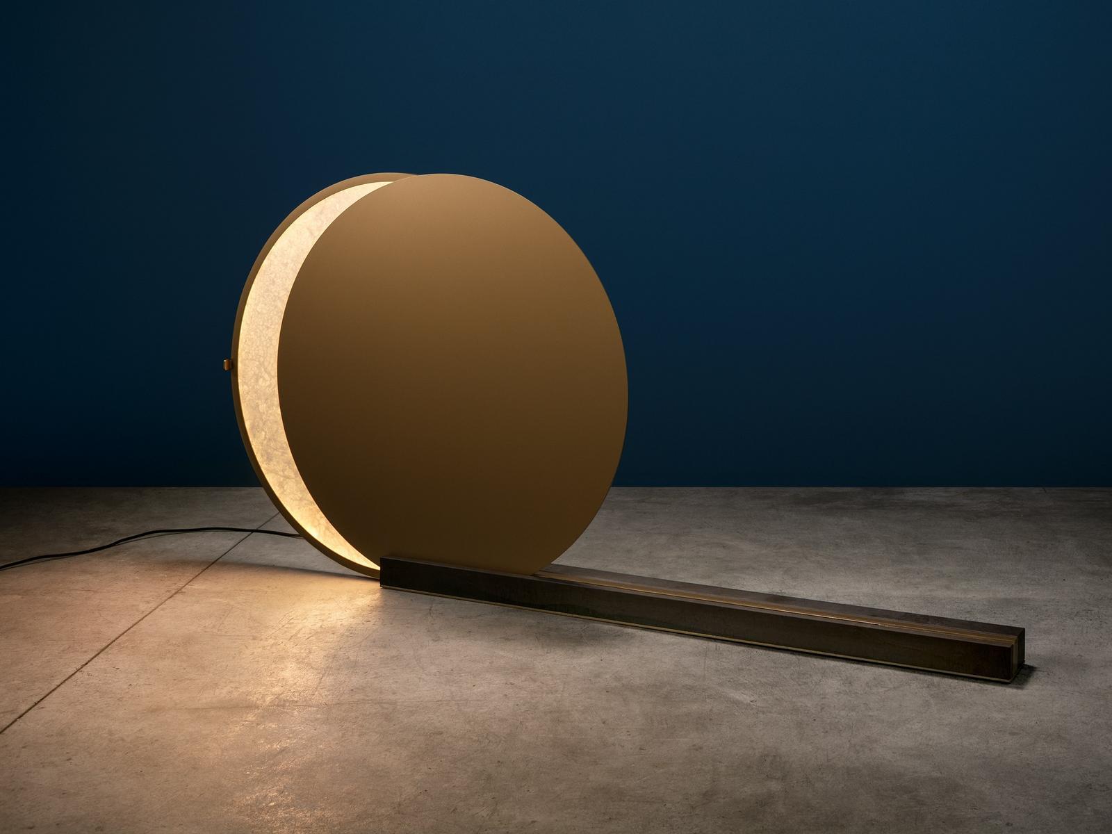 LED alabaster and brass floor lamp | Alchemie F by Catellani & Smith
