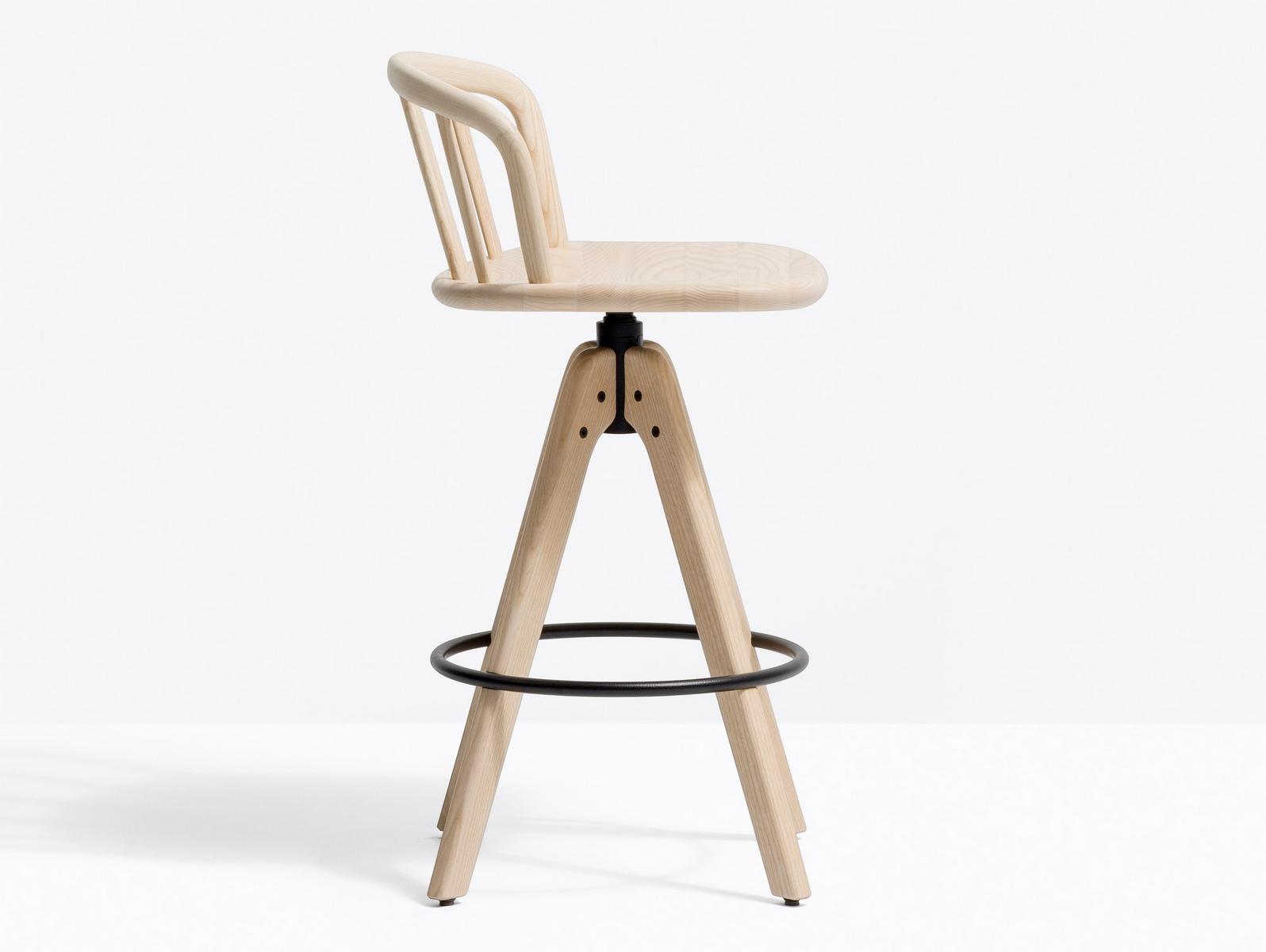 Trestle-based wooden stool with footrest | Nym 2848 by Pedrali