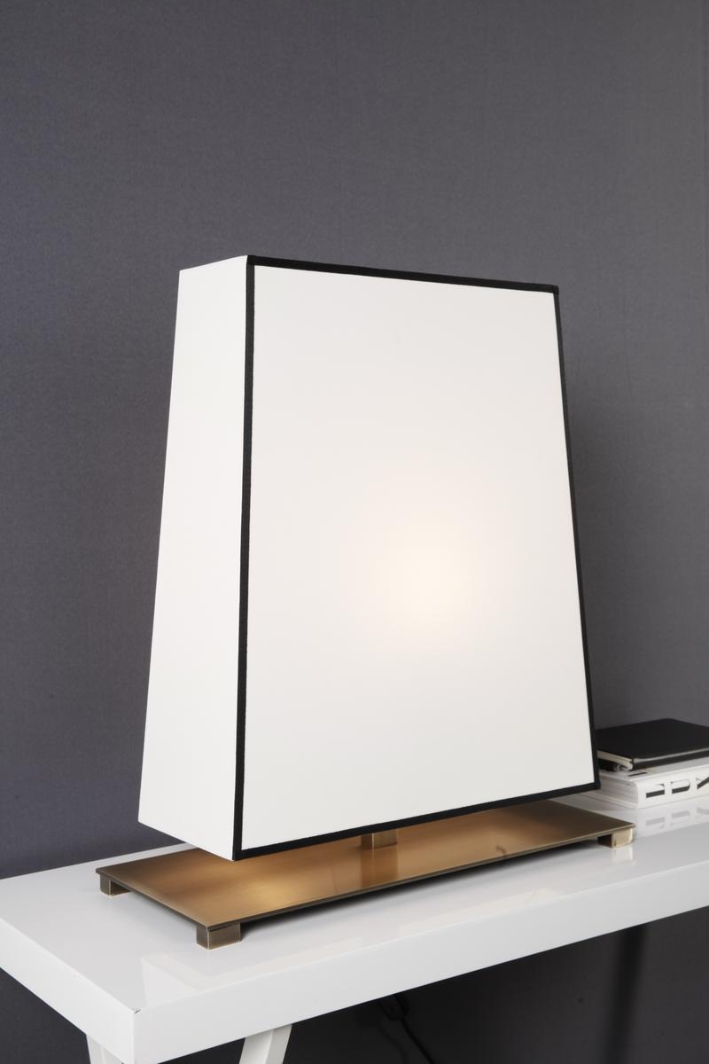 Table lamp | Rettangola by Contardi