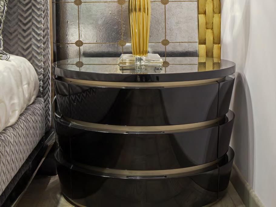 Oval bedside table with drawers | Muzio by Formitalia