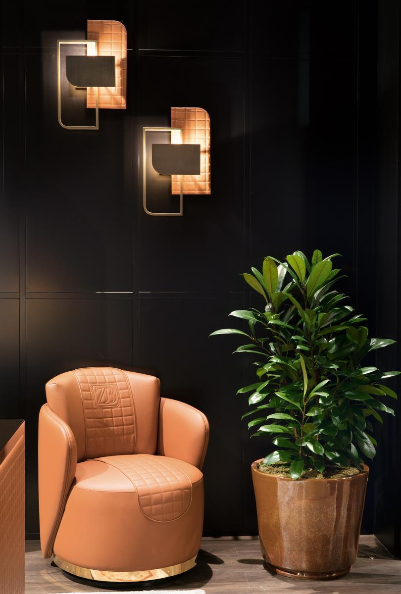 Leather armchair with armrests | Beverly by Bruno Zampa