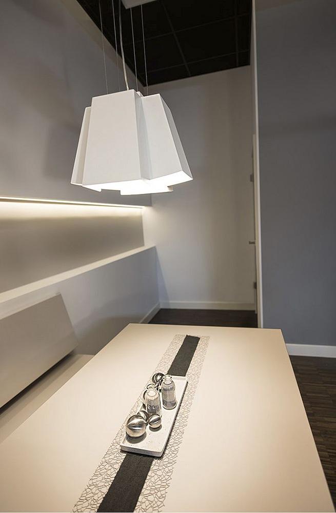 Metal pendant lamp in a contemporary style | Soberbia by SLV