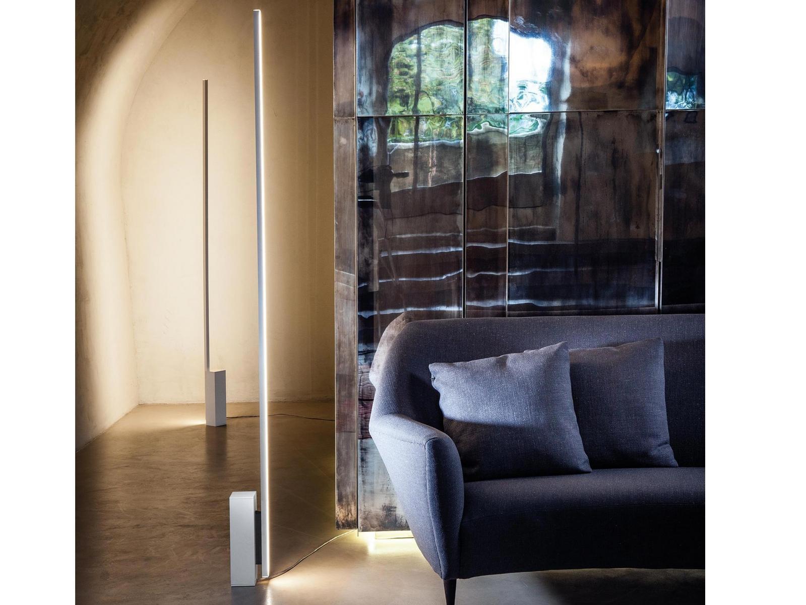 LED aluminium floor lamp | Linescapes by Nemo
