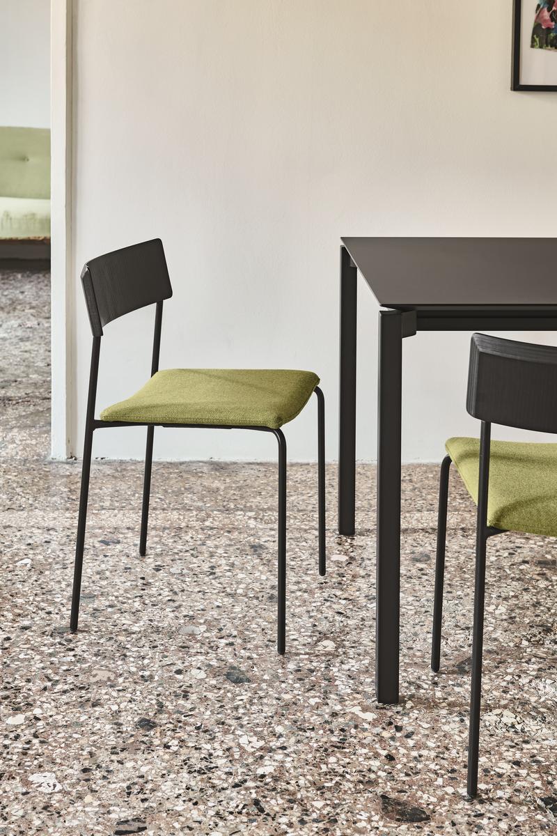 Stackable chair in wood and steel structure | Mito S by Midj