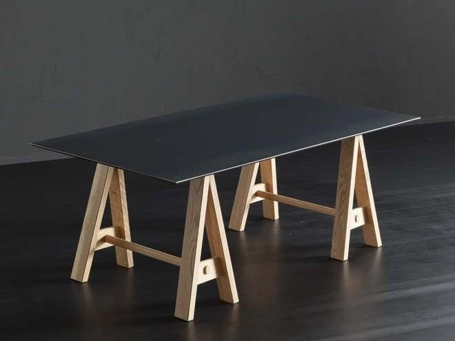 Rectangular iron dining table | Detroit + Horse by Altacorte