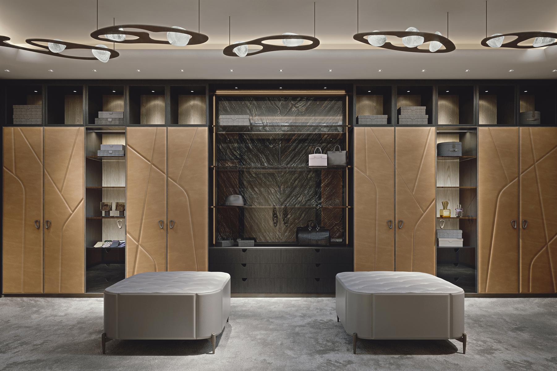 Custom wooden walk-in wardrobe | Afrodite by Ezio Bellotti