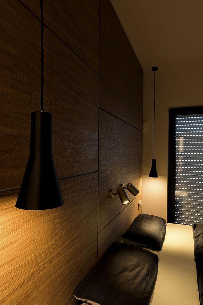 Metal pendant lamp in a contemporary style | Phelia by SLV