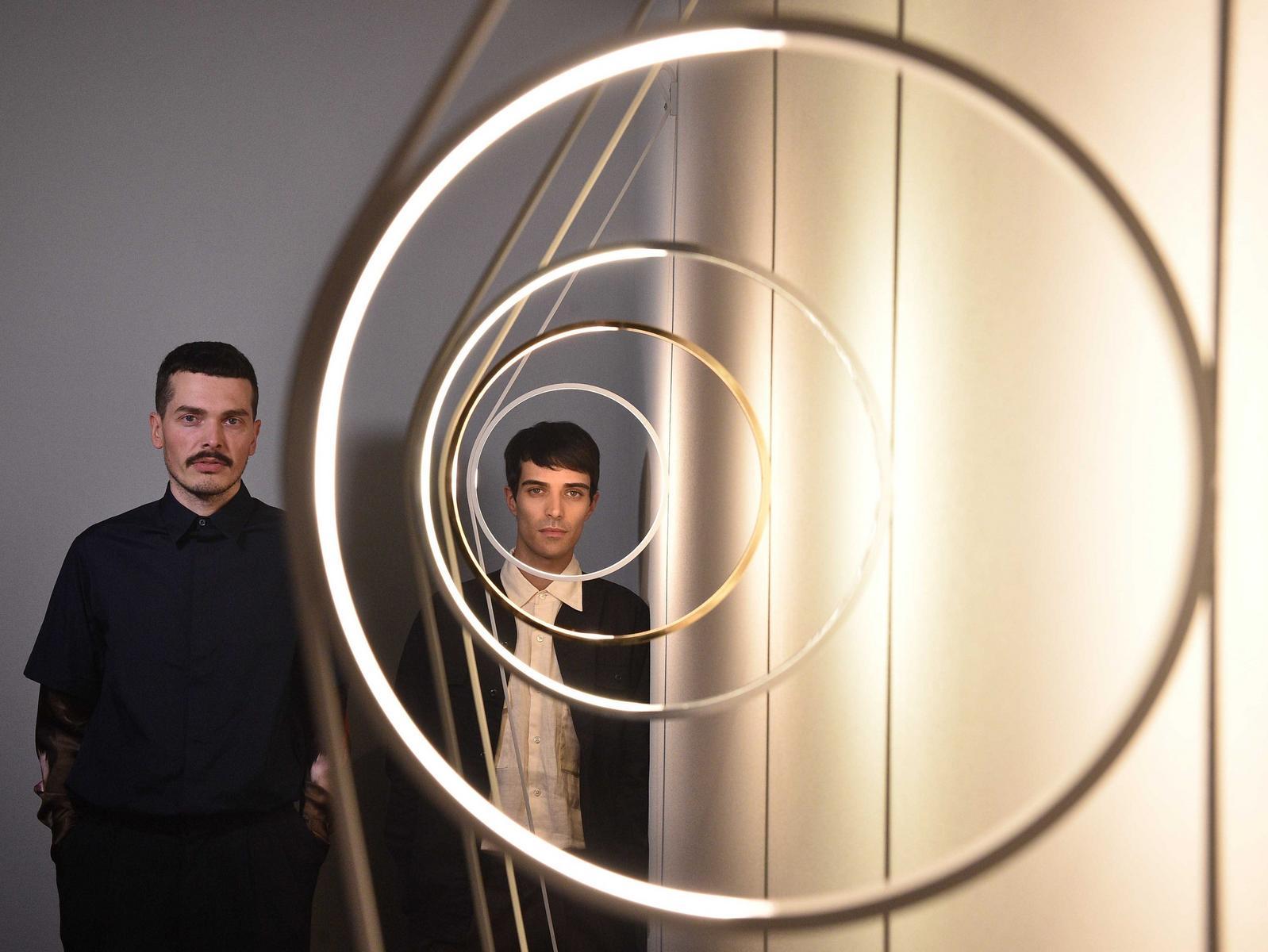 LED indirect light wall lamp | Wirering by Flos