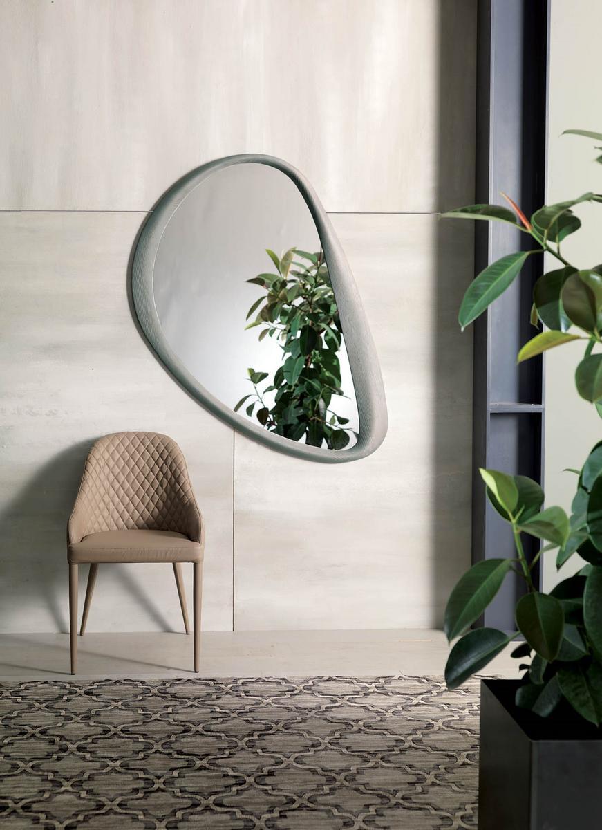 Upholstered leather chair | Betta by Ozzio Italia