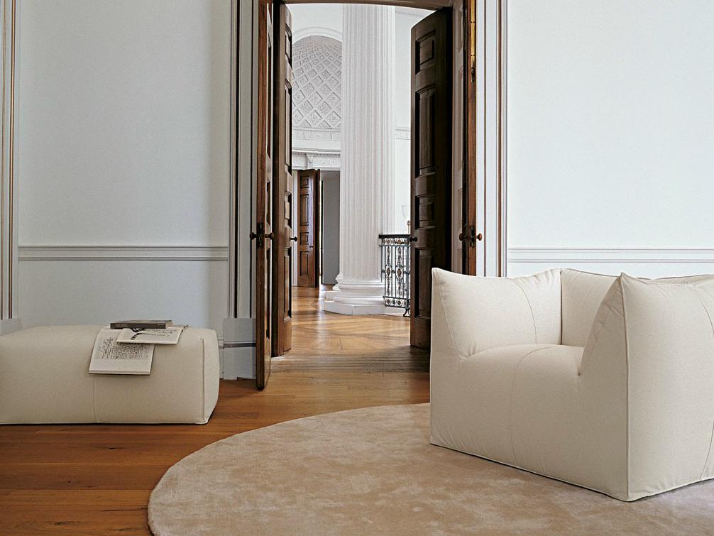 Fabric armchair with armrests | Le Bambole '07 by B&B Italia