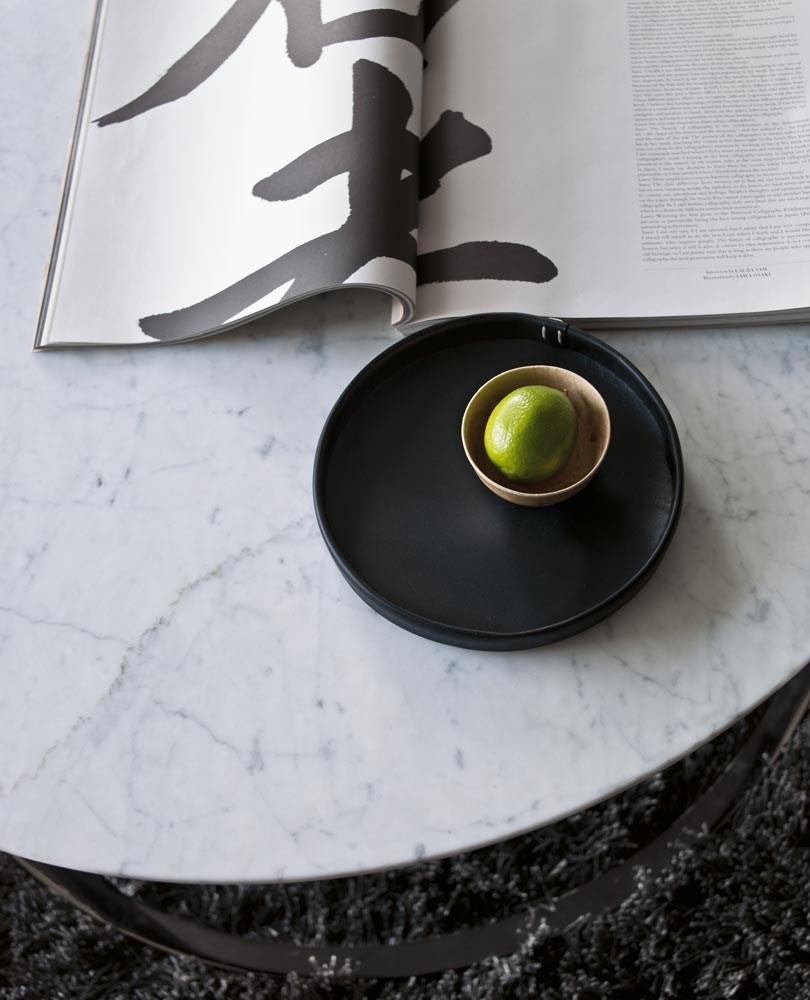 Round marble coffee table | Mera by B&B Italia