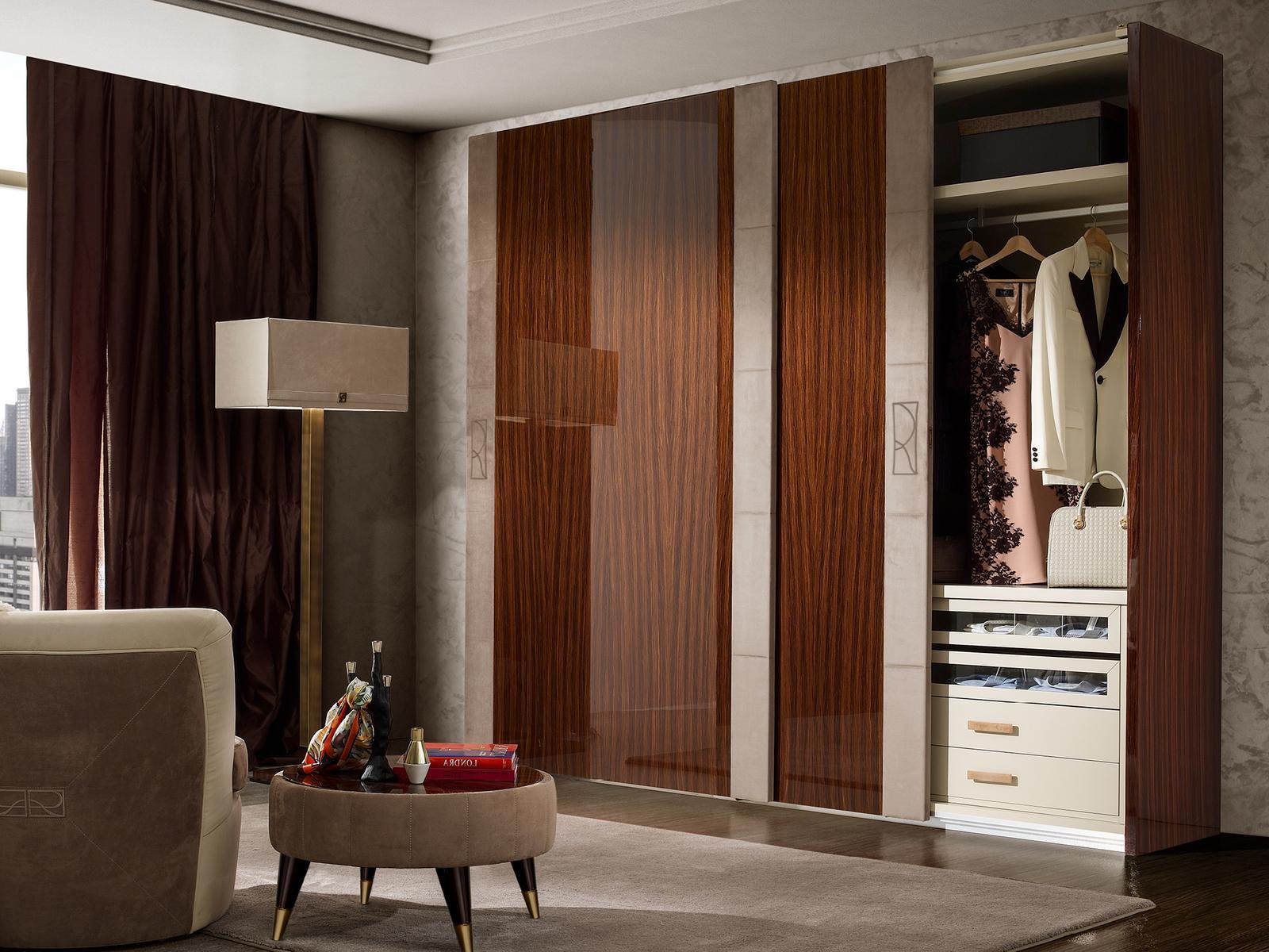 Wardrobe with sliding doors | Richmond Upon Thames by Barnini Oseo