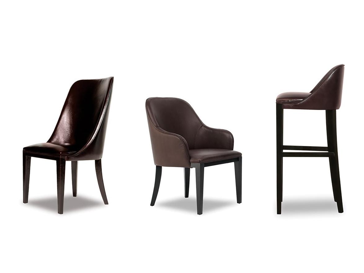 Contemporary style upholstered leather easy chair with armrests | Decor by Baxter