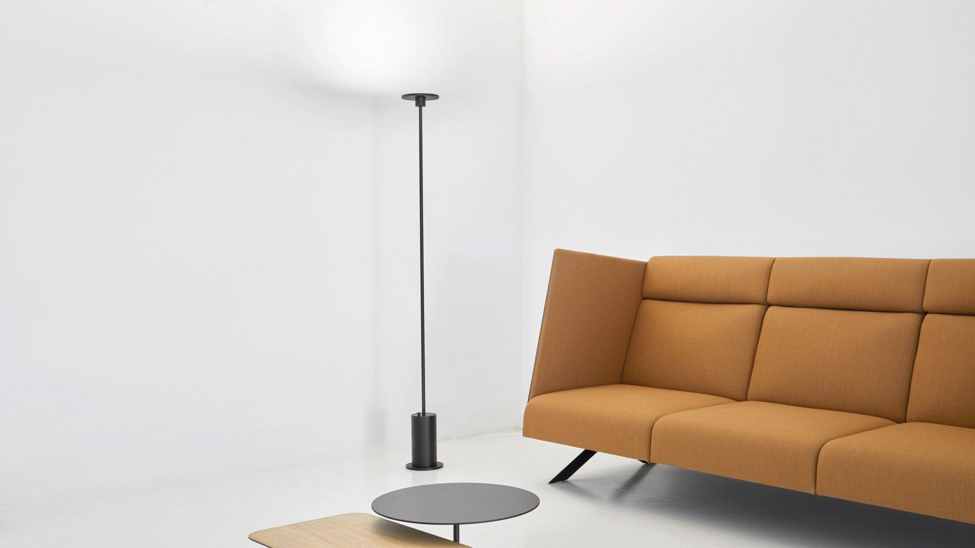 LED aluminium floor lamp with dimmer | Up by Arkoslight
