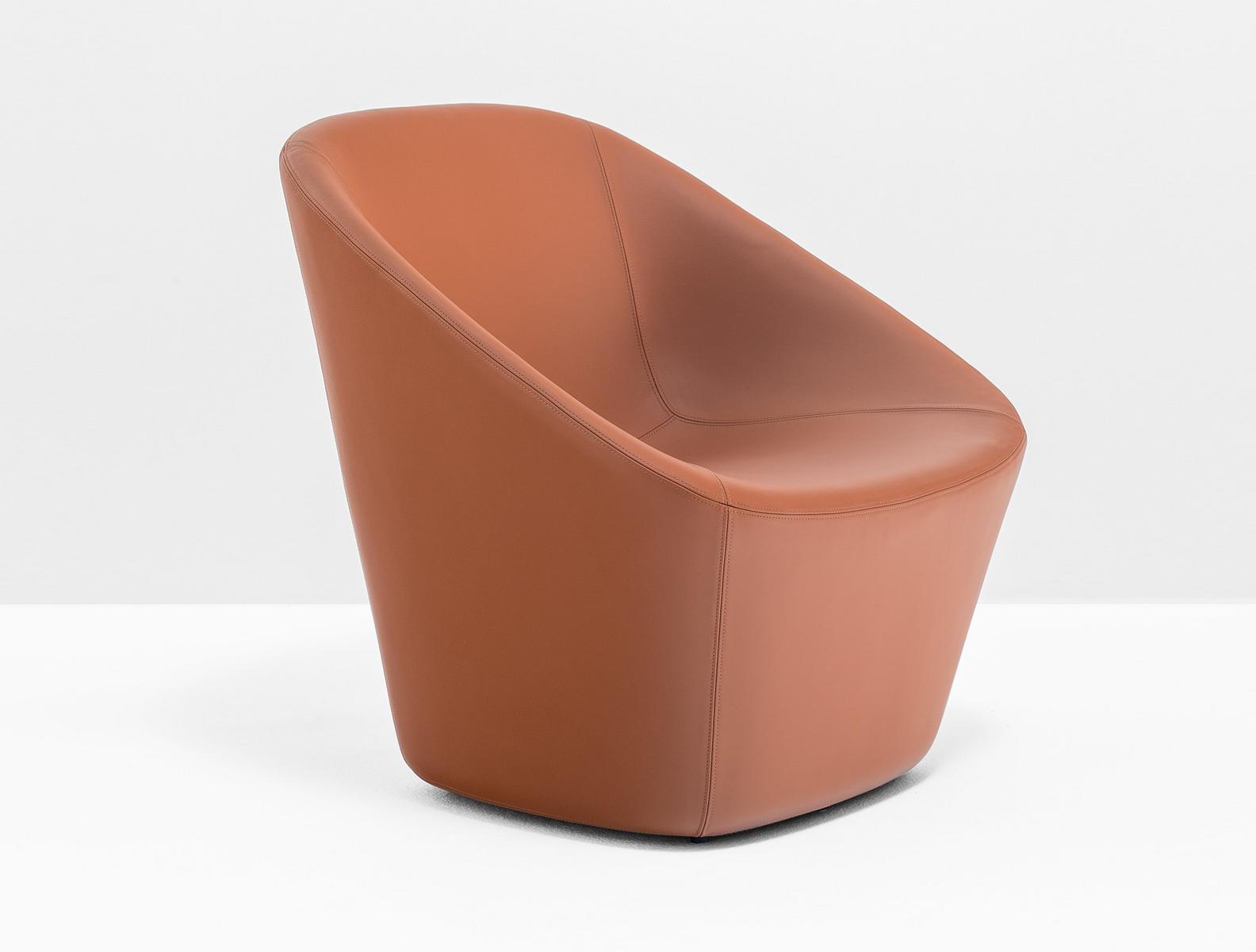 Upholstered fabric armchair with armrests | Log 366 by Pedrali