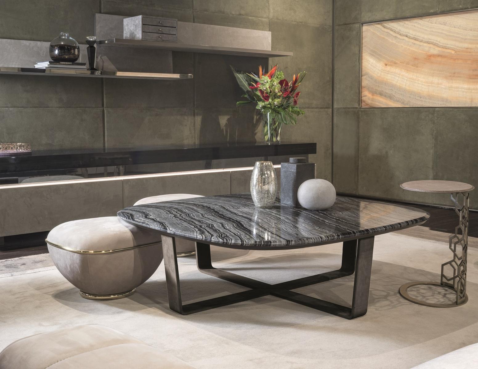 Round leather pouf | Sigma by Longhi