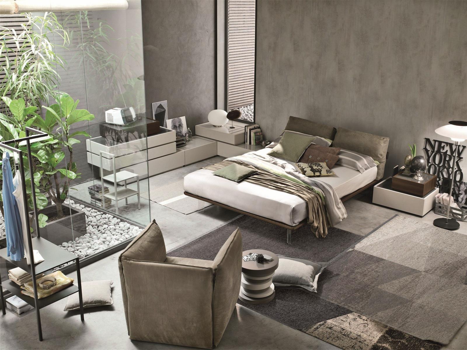 Double bed with upholstered headboard | Piuma by Tomasella