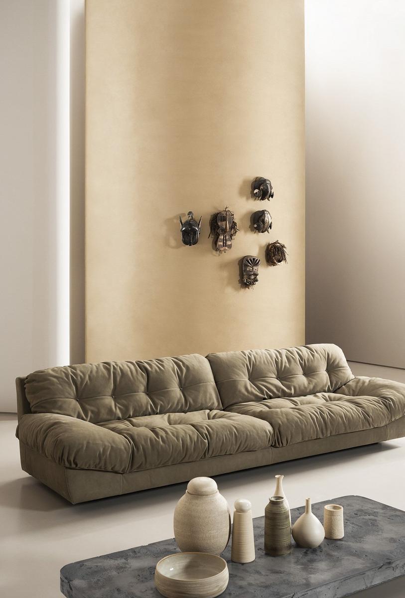 Leather sofa | Milano by Baxter
