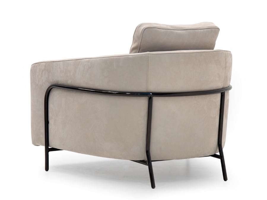 Nabuk armchair | Giulia by Formitalia