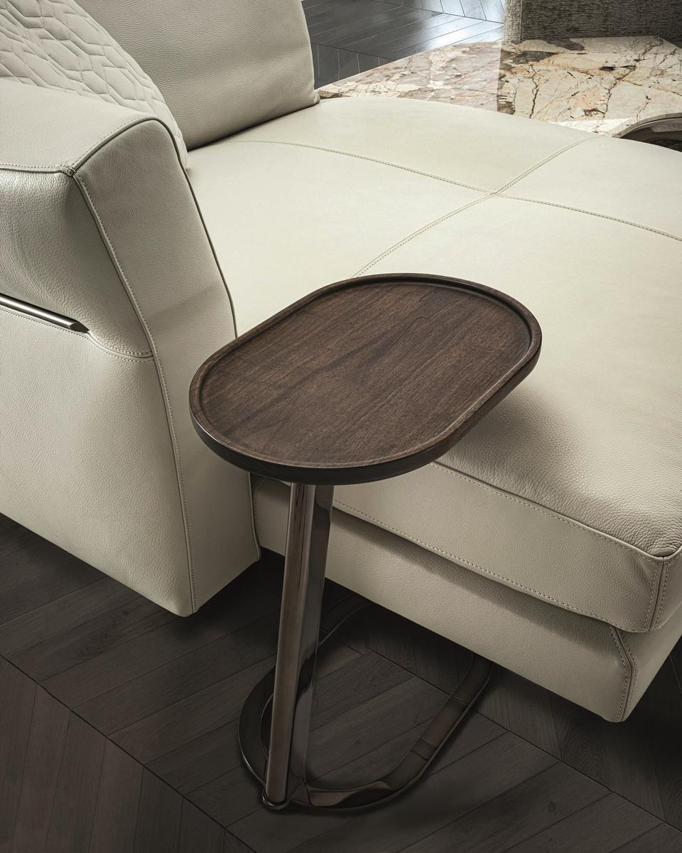 Oval metal coffee table | Kobe by Longhi