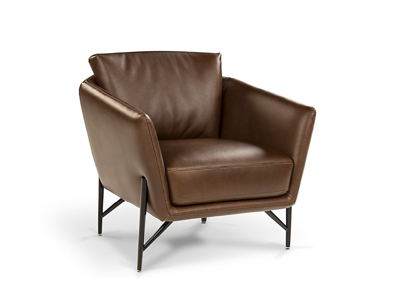 Contemporary armchair with a slim, enveloping structure and soft cushion for comfort, ideal for space efficiency without compromising on style. | Venere by Calia Italia